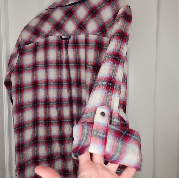 EUC Kut from the Kloth Womens Gauzy Plaid Snap Button Long Sleeve Shirt - Picture 3 of 5